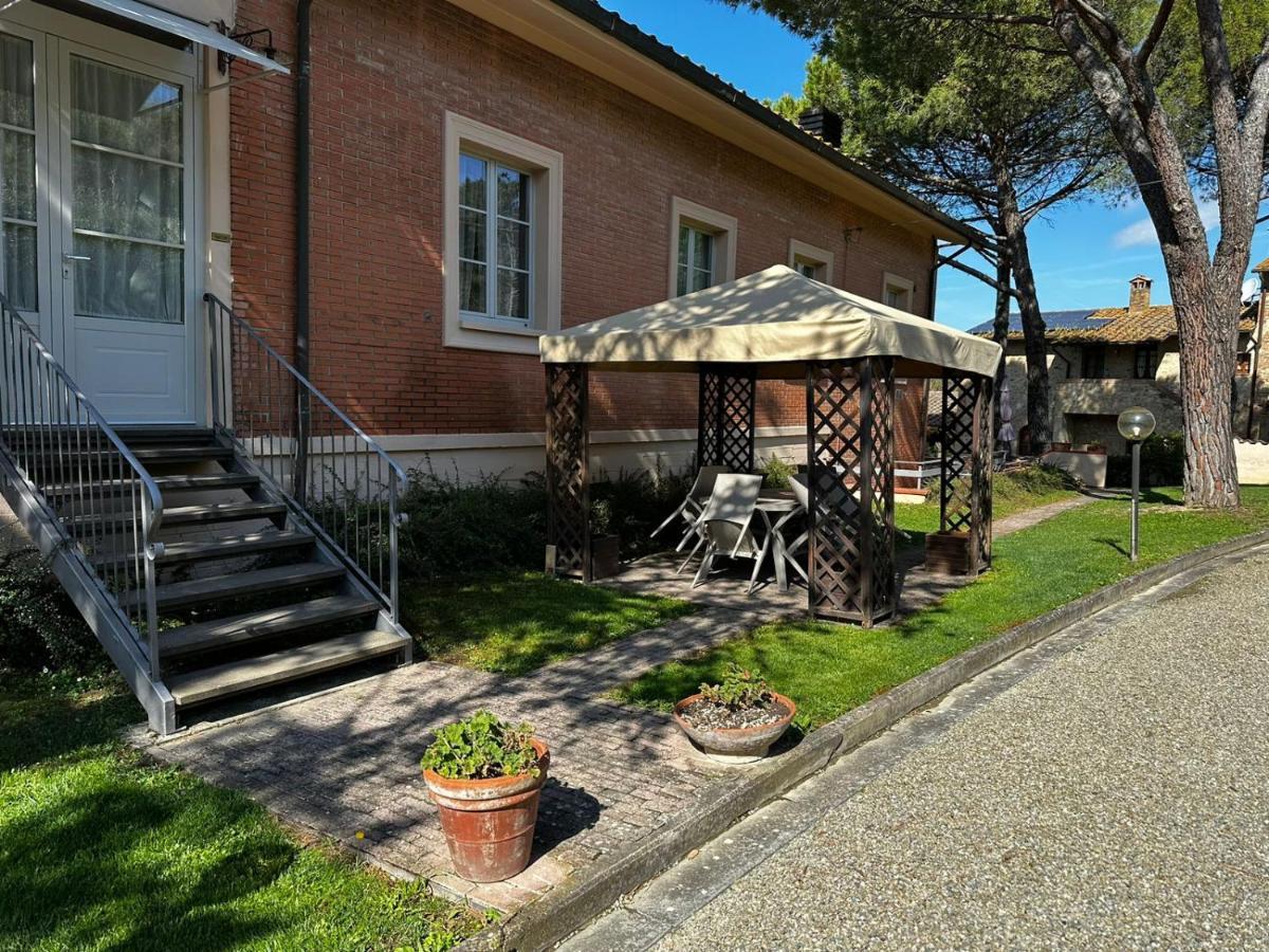 Azienda Agricola e Agriturismo Vallorsi Terricciola Esterno foto