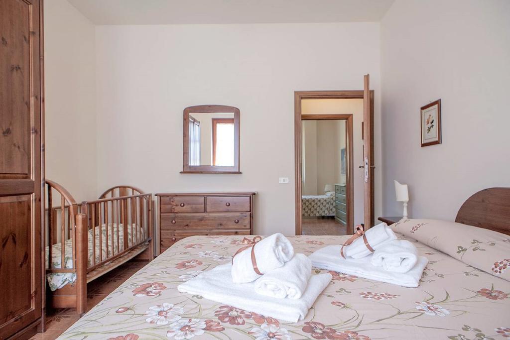 Azienda Agricola e Agriturismo Vallorsi Terricciola Esterno foto