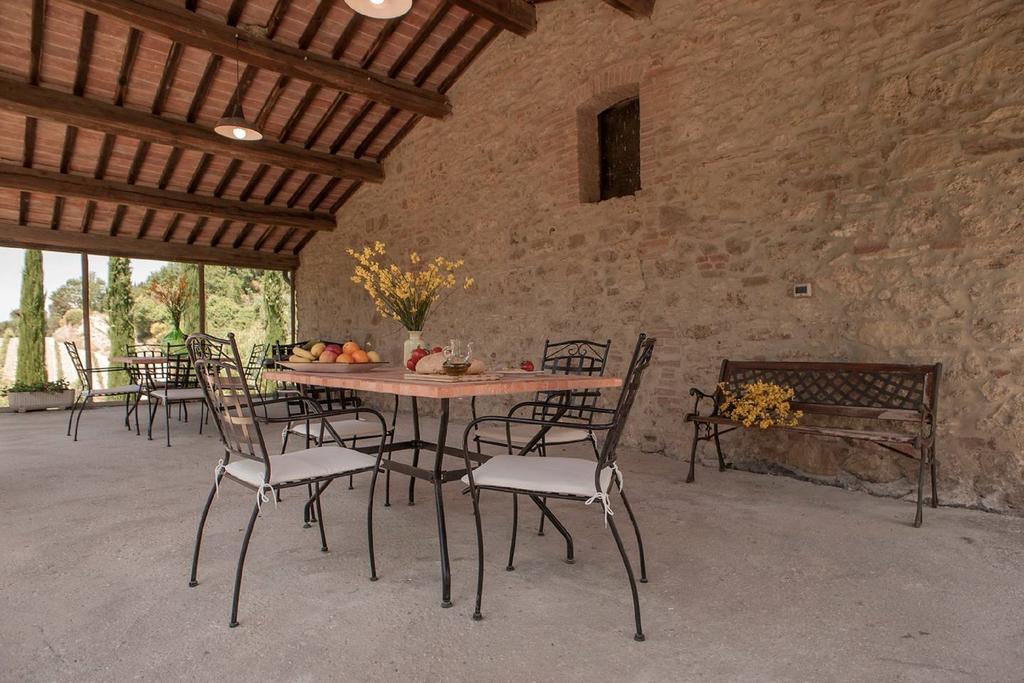 Azienda Agricola e Agriturismo Vallorsi Terricciola Esterno foto